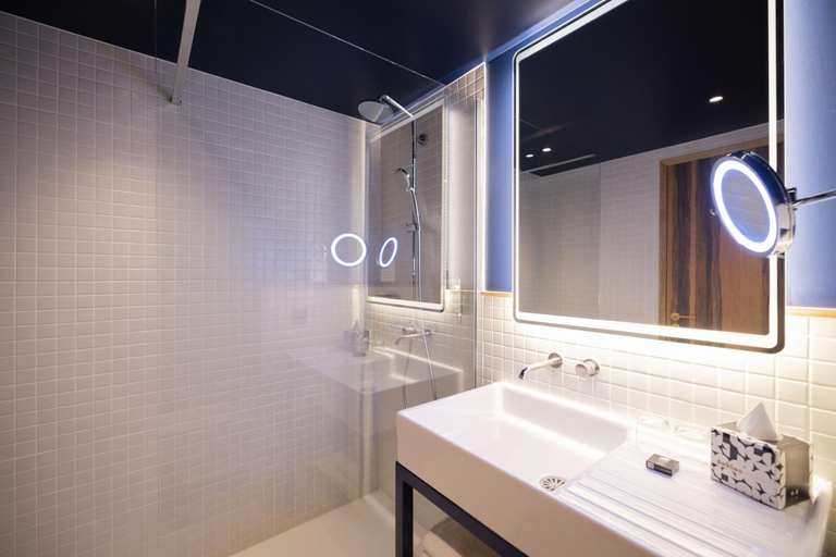 Bathroom 4, Kopster Hotel Residence Paris Ouest Colombes, Hauts-de-Seine