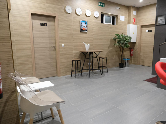 Others 5, Alianza Suites, Madrid