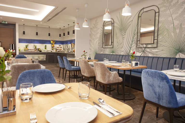 Food & Drinks 4, Granbella Hotel, Merkez