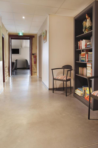 Public Area 2, Auberge Bressane de Buellas, Ain