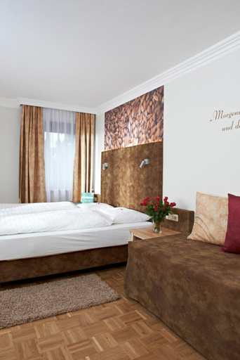 Bedroom 4, Biergasthof Riedberg, Ried im Innkreis