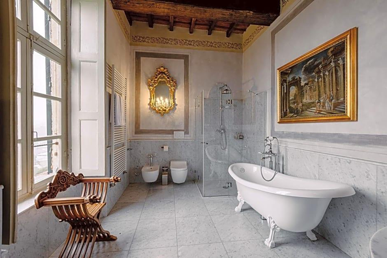 Bathroom 5, Castello Di Casalborgone, Torino
