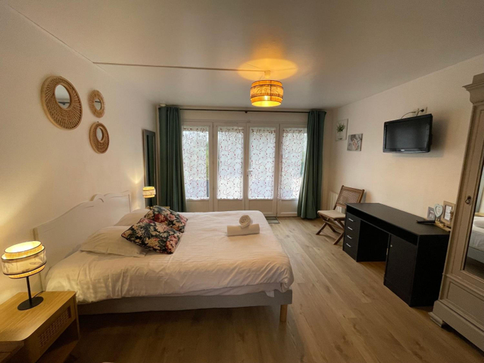 Bedroom 2, Manoir De La Houlette, Eure