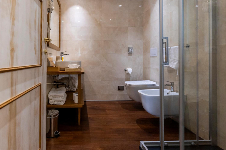 Bathroom 4, Il Belvedere, Como