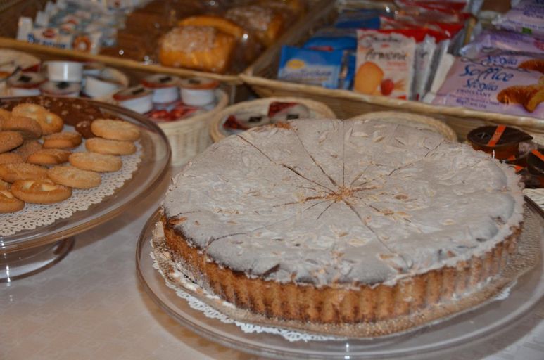 Food & Drinks 1, Hotel A-14, Bari