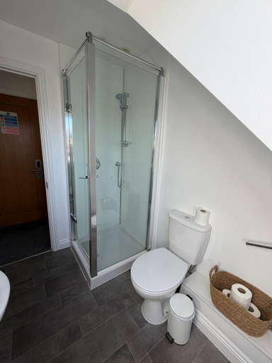 Bathroom 3, Boathouse Hotel, Hampshire