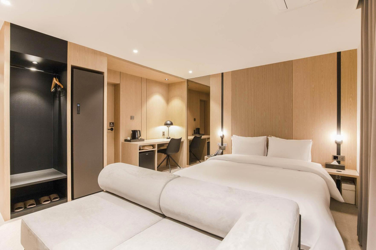 Bedroom 4, Sungshin University Station Ivy, Seongbuk