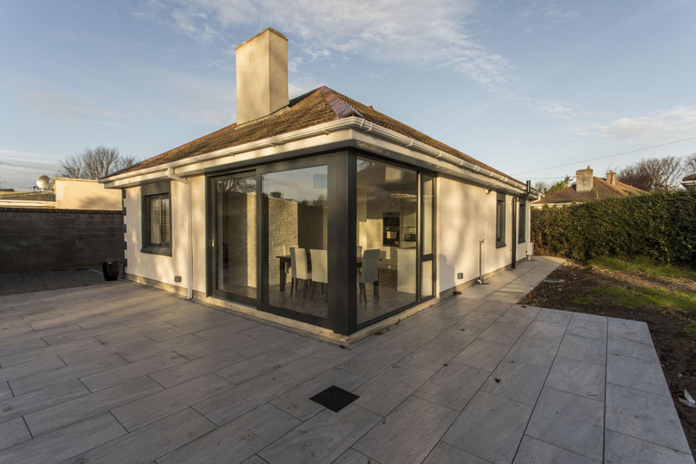 Exterior & Views, Killester Self Catering Cottage, Dublin