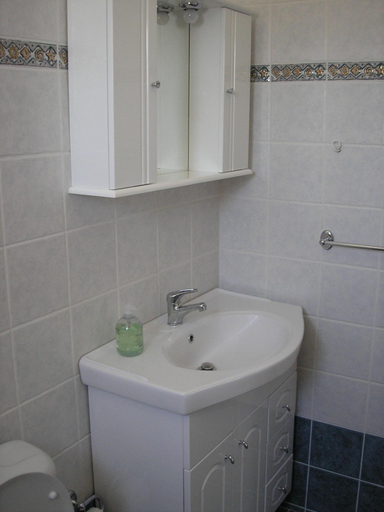 Bathroom 5, Nephele Apartments, South Aegean