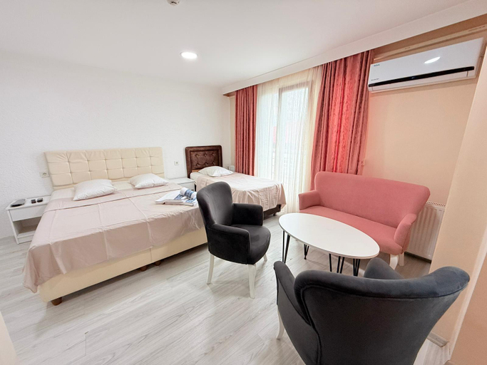 Room 2, Esi̇la Sui̇t Trabzon, Merkez