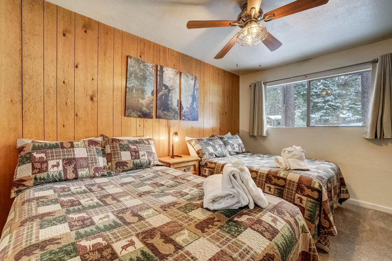 Bedroom 3, Whispering Pines Cabin - Family and pet Friendly Abode, El Dorado