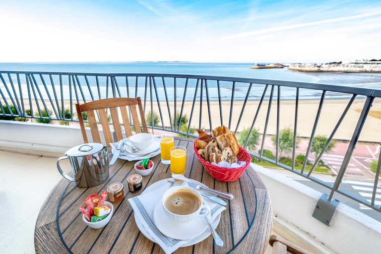 Exterior & Views 2, Family Golf Hotel, Charente-Maritime
