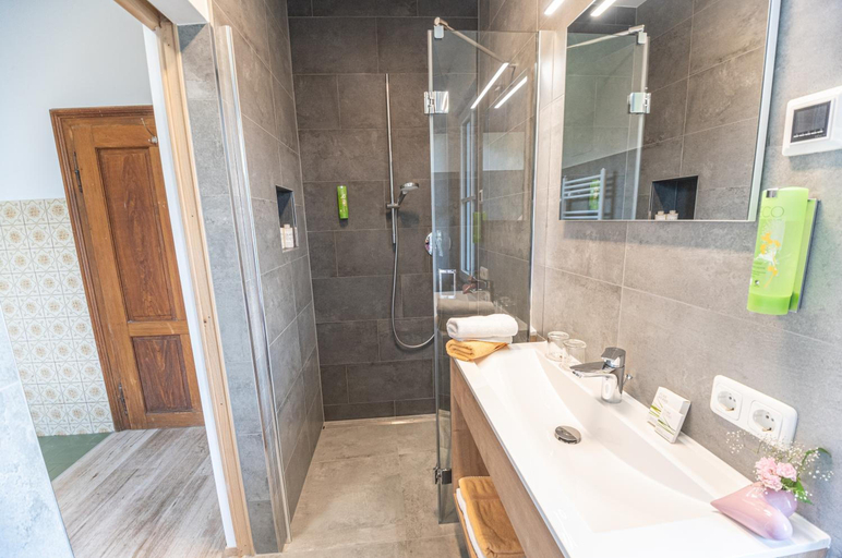 Bathroom 4, Hotel Gasthof Gribelehof, Lienz