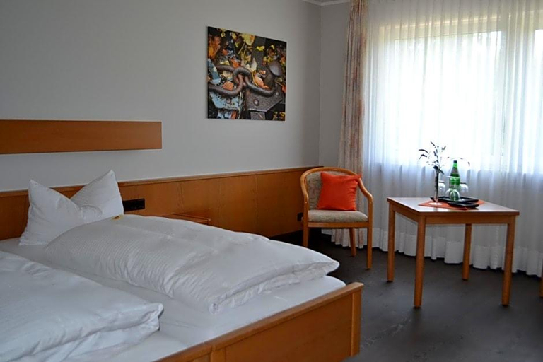 Room 4, Aparthotel Sprendlingen, Mainz-Bingen