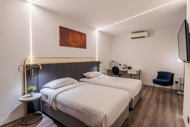 Room 3, Regatta Suites, Kuching