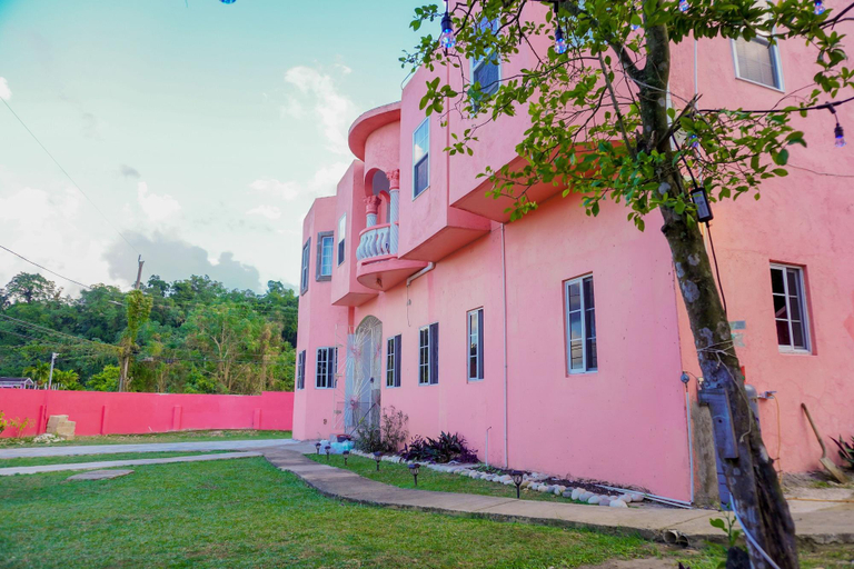 Exterior & Views 1, A taste of Jamaica Lavern place