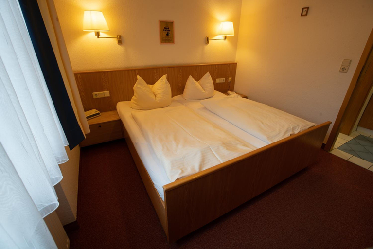 Bedroom 2, Appartement Hotel Finkenhof, Passau