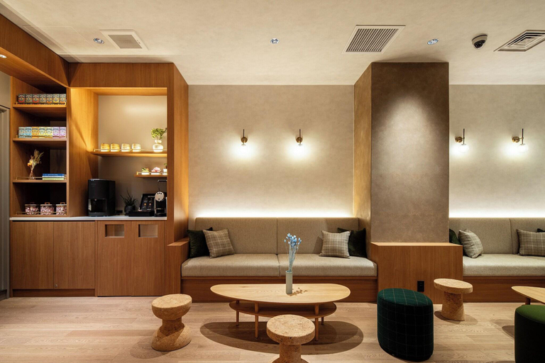 Public Area 4, Section L Shimbashi West, Minato