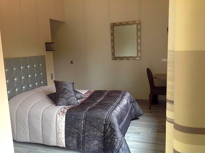 Bedroom 3, Auberge De L Abbaye, Manche