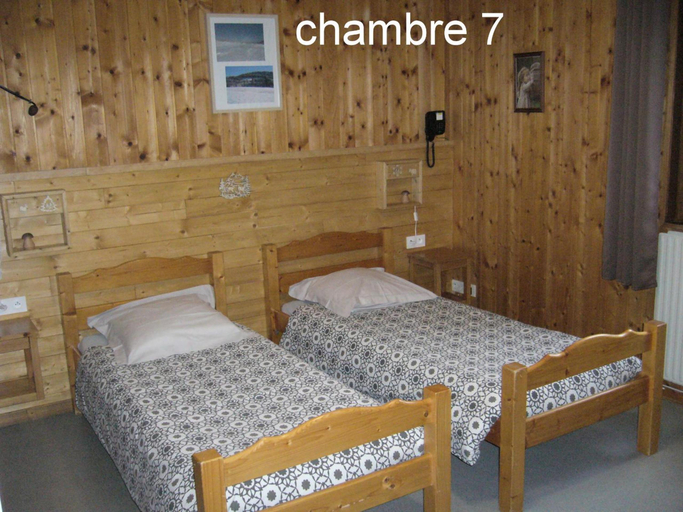 Bedroom 3, Hotel Auberge Du Grand Git, Doubs