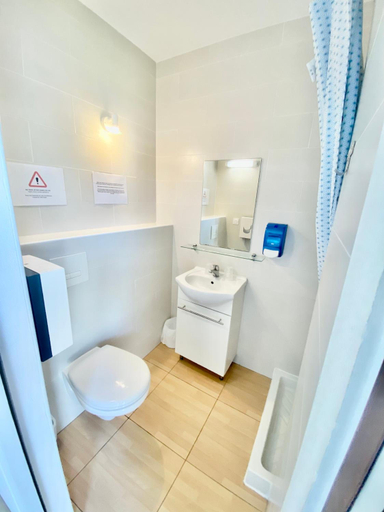 Bathroom 5, Hôtel Acajou, Pyrénées-Orientales