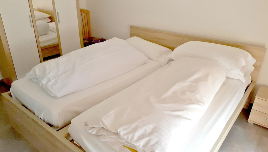 Bedroom 2, B&b Hotel Dolomiti, Bolzano