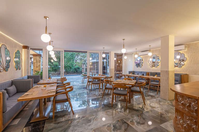 Restaurant 4, THE SAND Suites & Villas, Badung