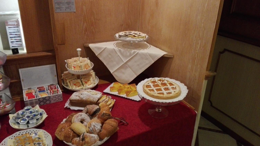 Food & Drinks 4, Hotel Camerlengo, Macerata