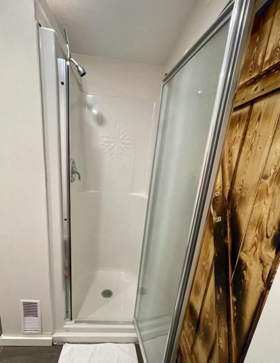 Bathroom 3, Jaune Hôtel Boutique, Lac-Saint-Jean-Est