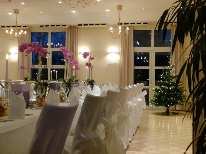 Business Facilities 1, Hotel Landgut Burg, Rems-Murr-Kreis
