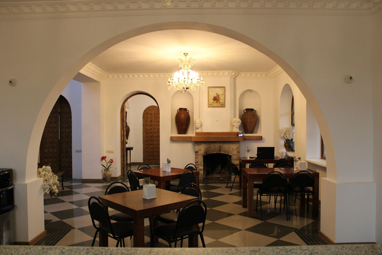 Food & Drinks 5, Otyak Plaza Hotel