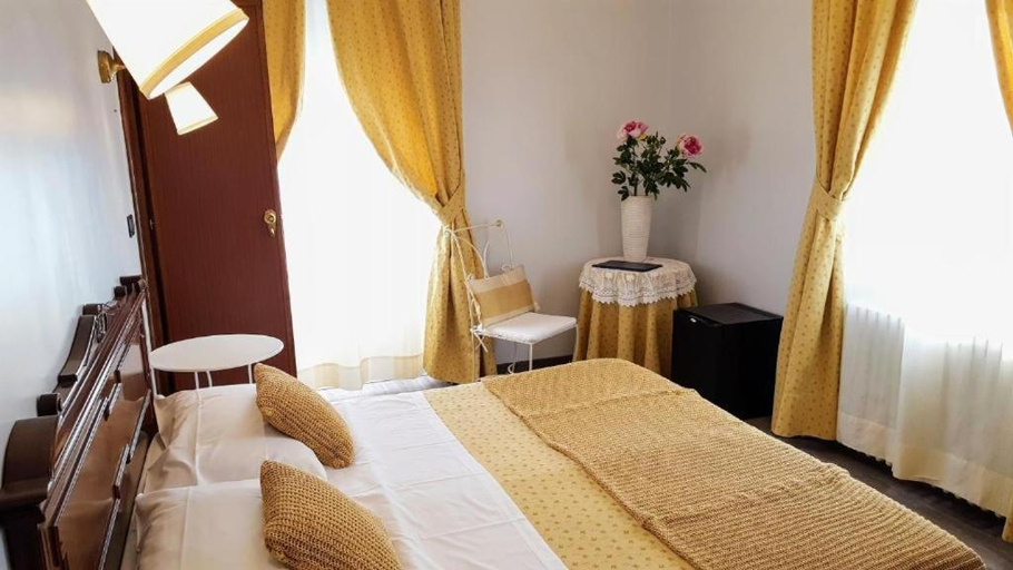 Bedroom 3, HOTEL PONTE SASSI, Torino