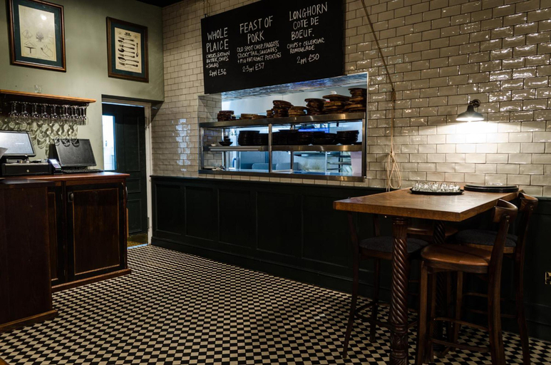 Food & Drinks 5, Tulse Hill Hotel, London