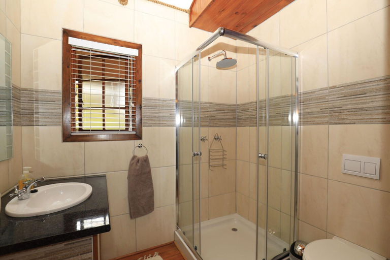 Bathroom 5, Big Tree House Lodge, Eden