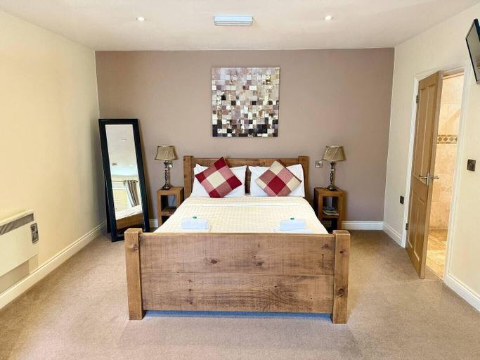 Room 4, Woodman Inn, North Yorkshire