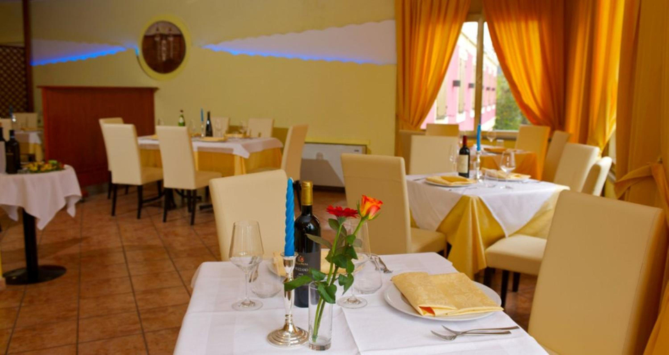Food & Drinks 4, La Meridiana, Pesaro E Urbino