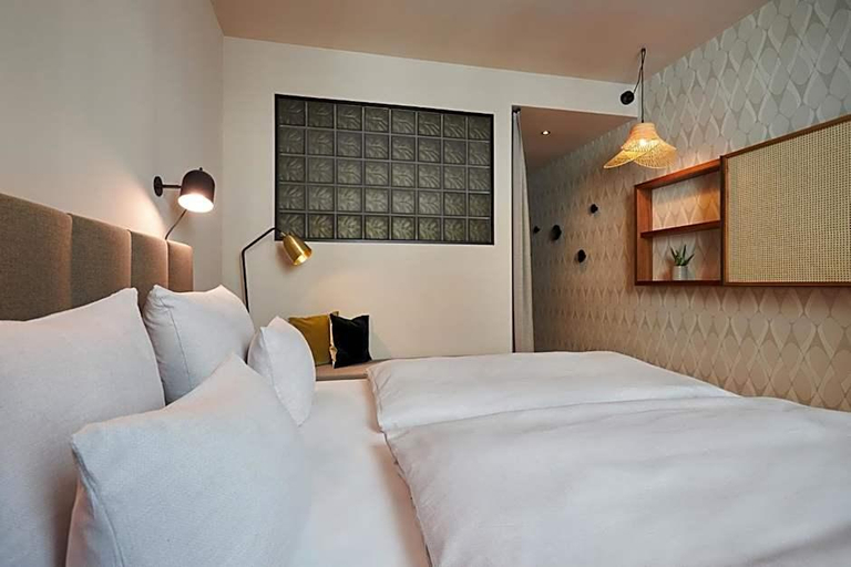 Bedroom 3, Hotel Cocoon, München