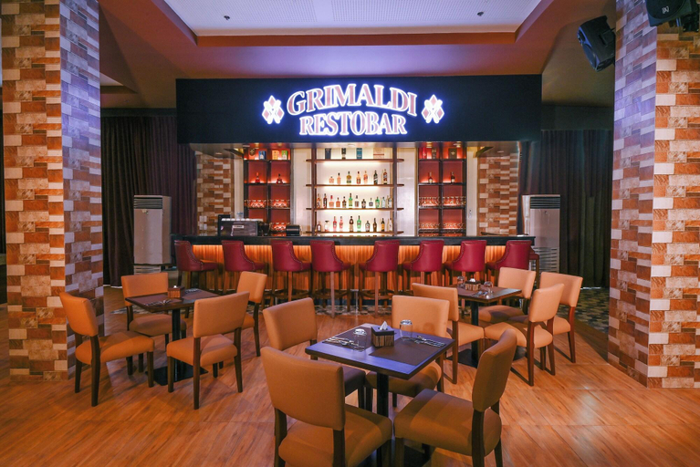 Food & Drinks 4, Monaco Hotel, Taytay