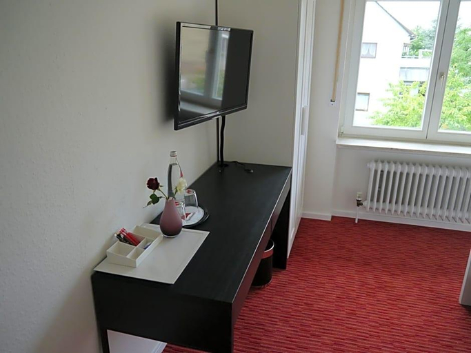 Exterior & Views 2, Mille Stelle Hotel, Karlsruhe