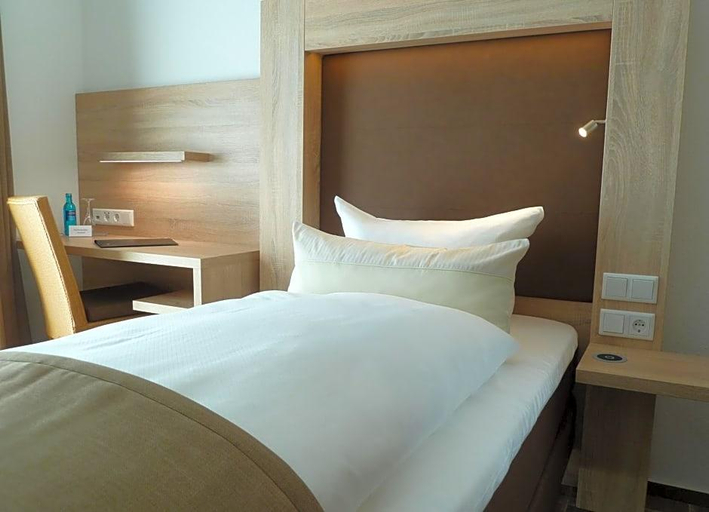 Bedroom 3, Hotel Restaurant Goldenstedt, Delmenhorst