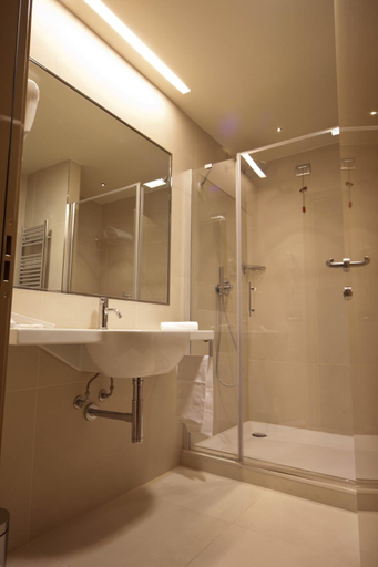 Bathroom 3, Albergo Dei Laghi, Como