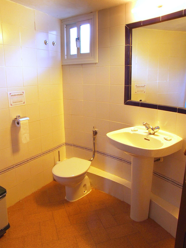 Bathroom, Los Chozos, Cádiz