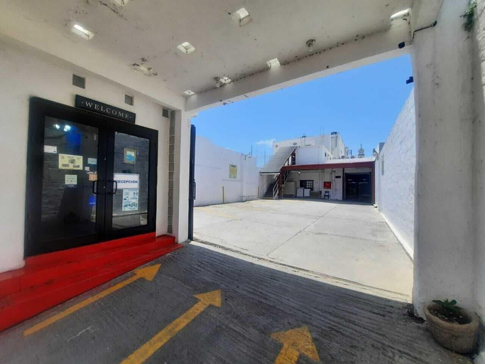 Others 5, Hotel Garcias Suites, Linares