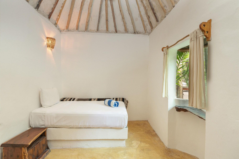 Room 2, Yaxchen Tulum Cabaã±as & Cenote, Cozumel