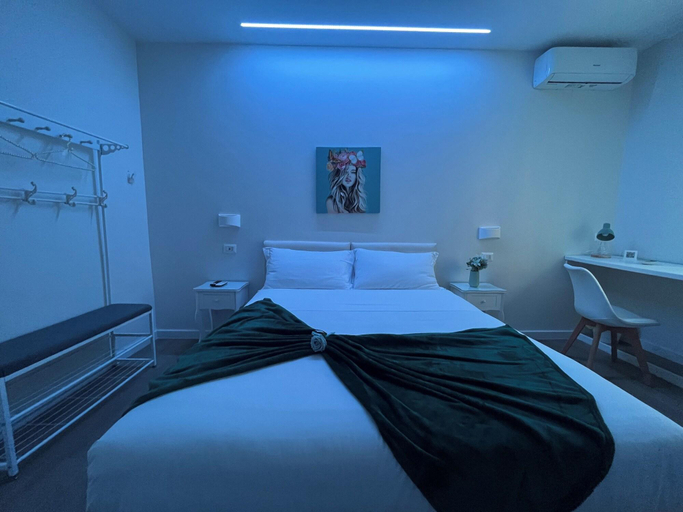 Bedroom 4, F.ROOMS NAPOLI VIA SEMENTINI, Napoli