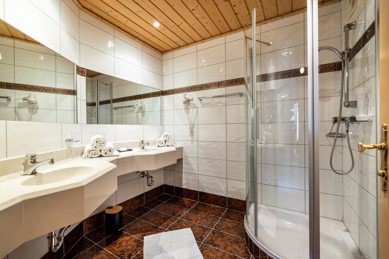 Bathroom 3, Hotel Breitlehenalm, Tamsweg