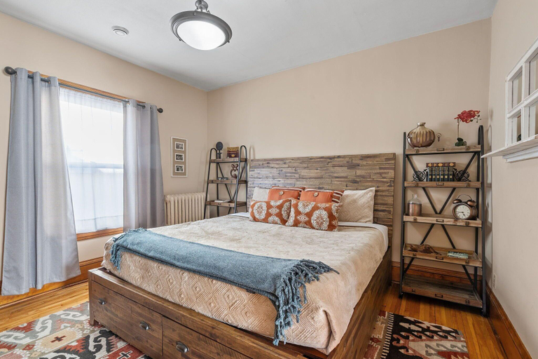 Bedroom 3, Classic Craftsman, Hennepin