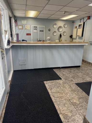 Public Area 2, Clayton House Motel, Winnebago