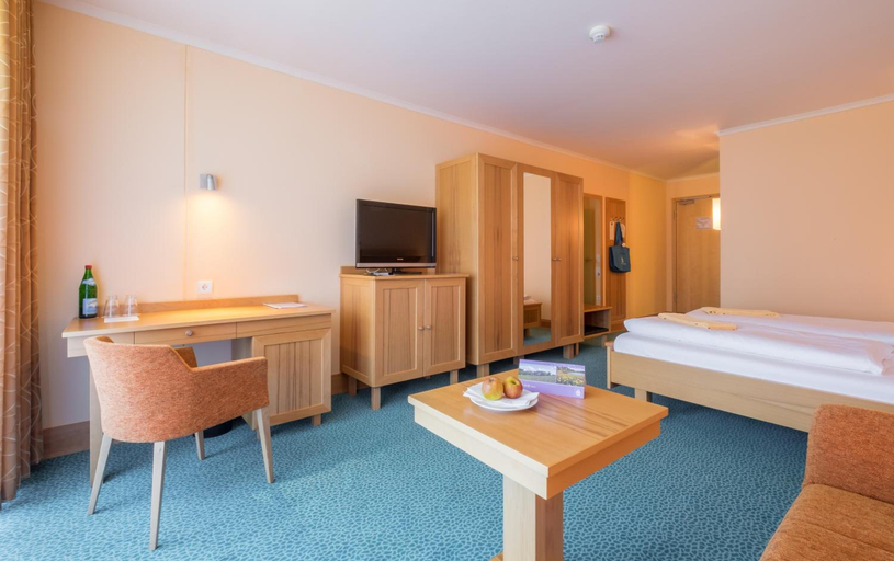 Bedroom 2, Kurzentrum Waren (mvºritz), Mecklenburgische Seenplatte