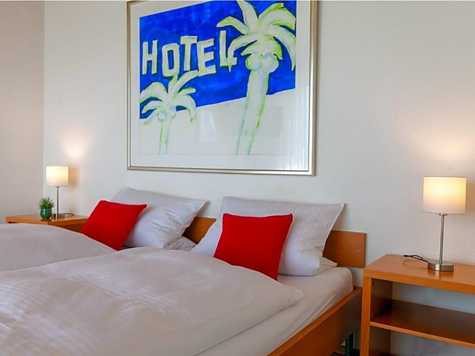 Bedroom 4, Hotel Eikamper Hv He, Rheinisch-Bergischer Kreis